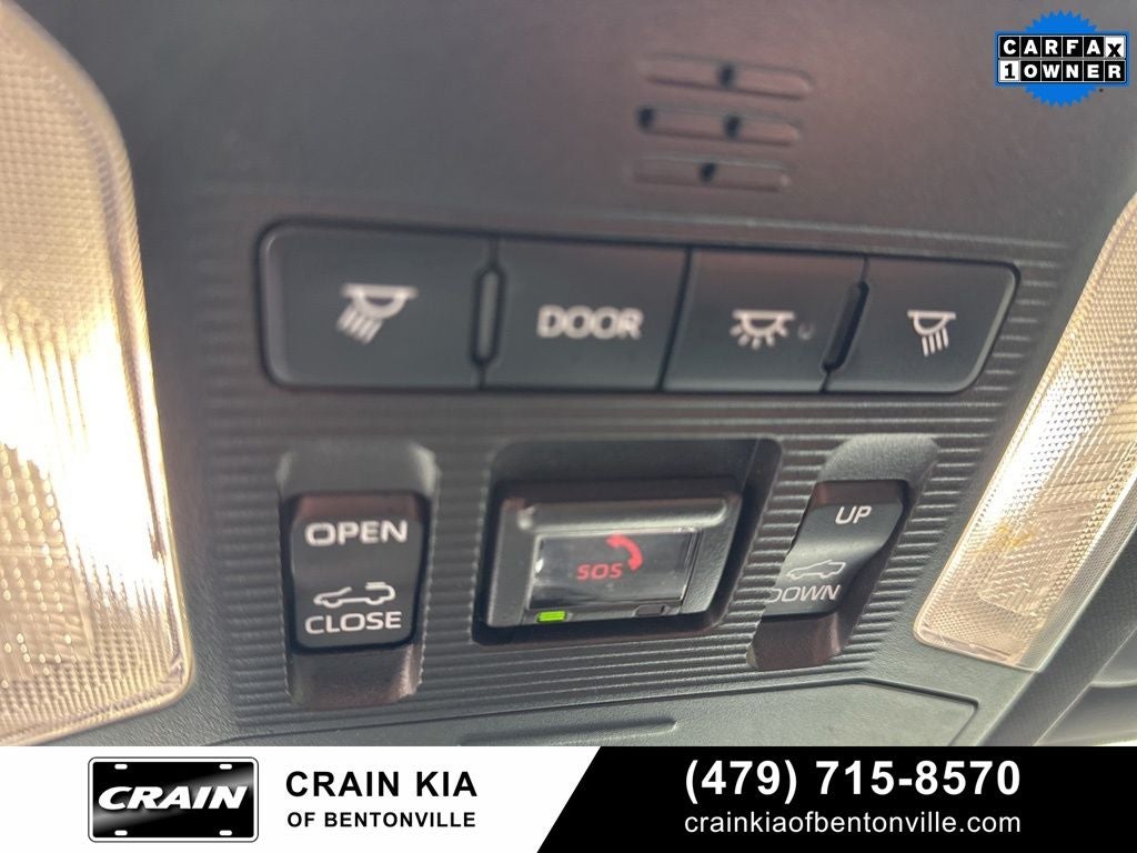 2024 Toyota RAV4 Hybrid SE - AWD / SUNROOF / CLEAN CARFAX / ONE OWNER