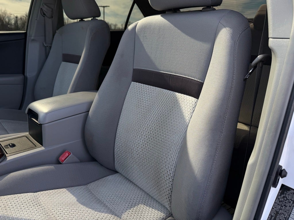 2014 Toyota Camry XLE - SUNROOF