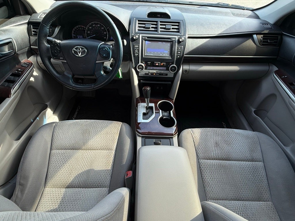 2014 Toyota Camry XLE - SUNROOF