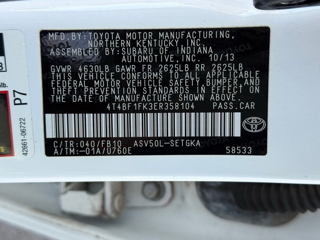 2014 Toyota Camry XLE - SUNROOF