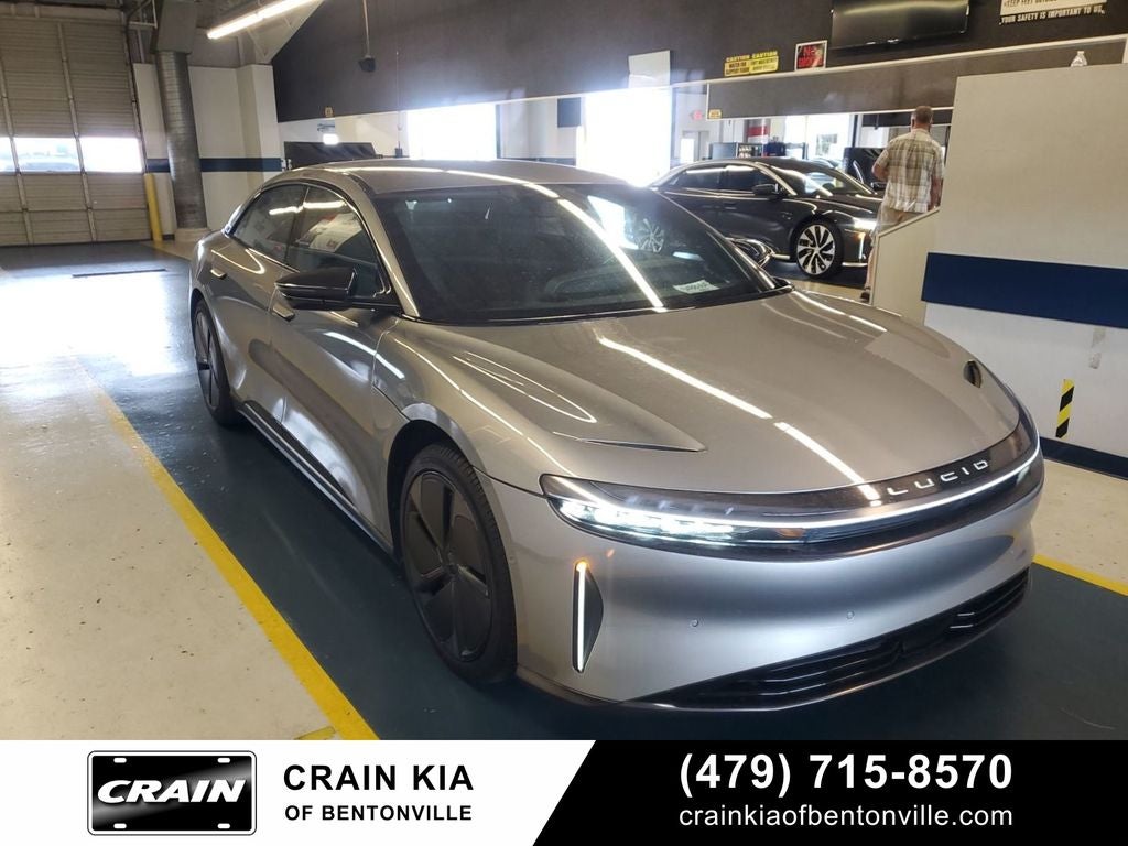 2024 Lucid Air Touring - AWD / CLEAN CARFAX / ONE OWNER