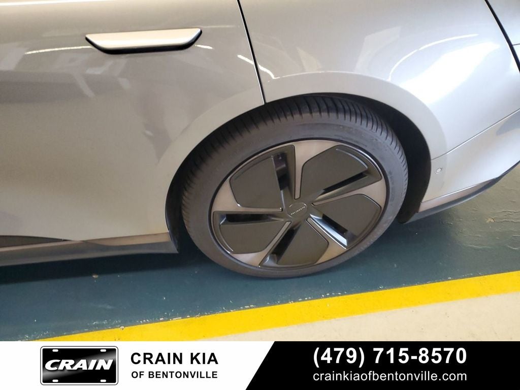 2024 Lucid Air Touring - AWD / CLEAN CARFAX / ONE OWNER