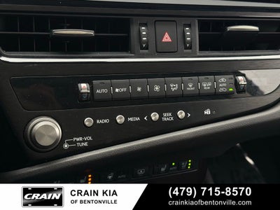 2023 Lexus ES 300h Luxury - CARFAX ONE OWNER