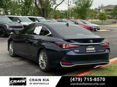 2023 Lexus ES 300h Luxury - CARFAX ONE OWNER