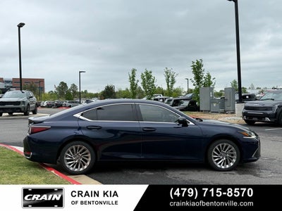 2023 Lexus ES 300h Luxury - CARFAX ONE OWNER
