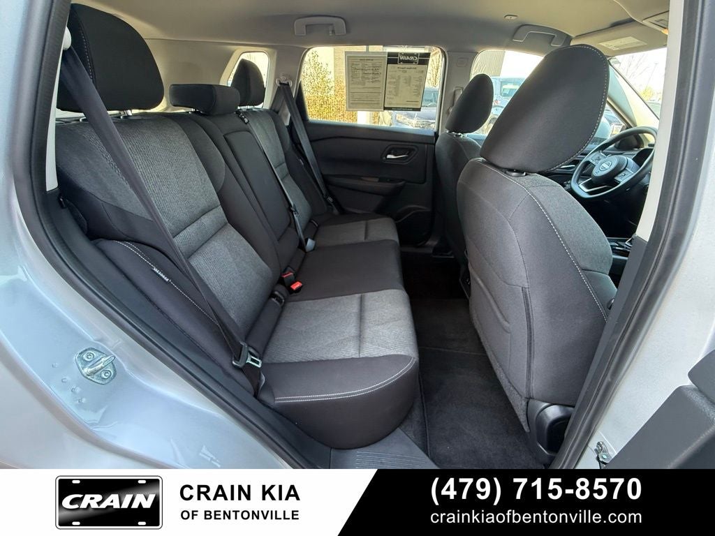 2024 Nissan Rogue SV - AWD / CLEAN CARFAX / ONE OWNER