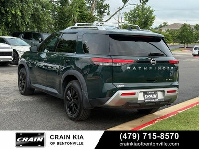2022 Nissan Pathfinder SL - 4WD / CLEAN CARFAX