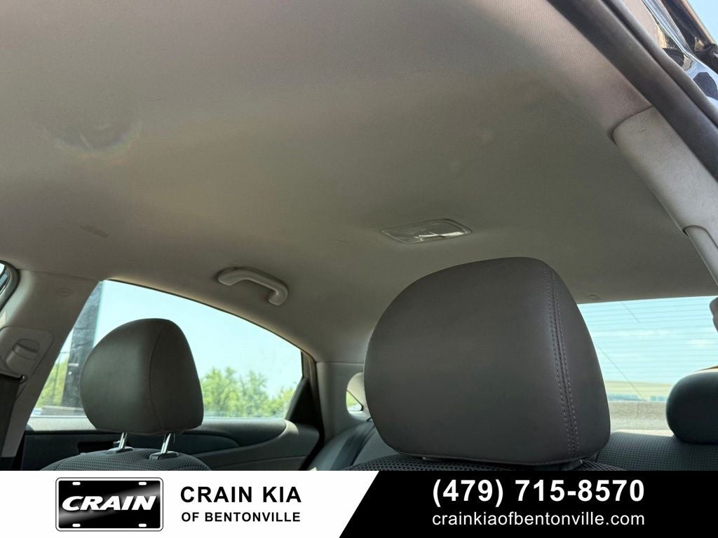 2012 Hyundai Sonata SE - CLEAN CARFAX / ONE OWNER