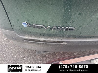 2025 Toyota Sienna Woodland Edition - AWD / DVD / SUNROOF