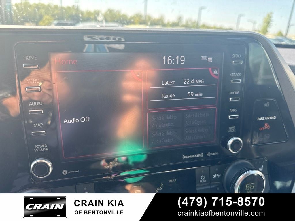 2021 Toyota Highlander XLE - SUNROOF
