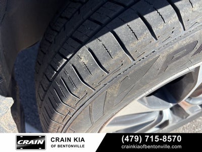 2022 Toyota Highlander XLE - AWD / SUNROOF / CLEAN CARFAX