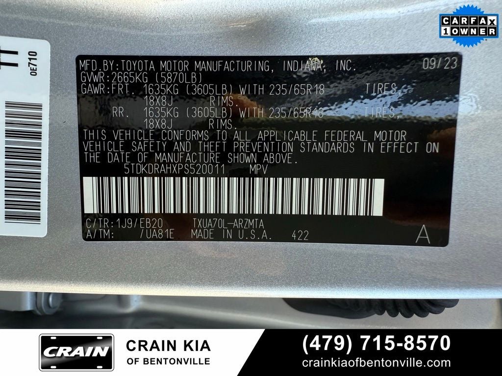 2023 Toyota Highlander XLE - SUNROOF / CARFAX ONE OWNER