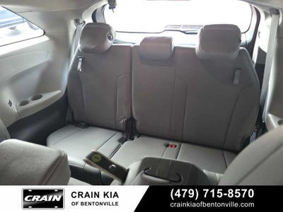 2022 Toyota Sienna XLE 8 Passenger - CARFAX ONE OWNER
