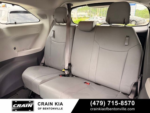2023 Toyota Sienna Limited - SUNROOF / CLEAN CARFAX / ONE OWNER