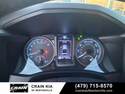 2017 Toyota Tacoma TRD Off-Road Premium V6 - 4WD / SUNROOF / CLEAN CARFAX