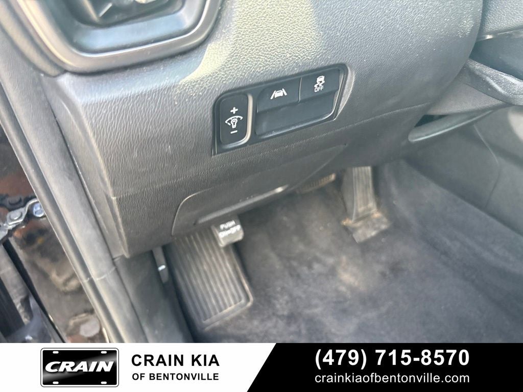 2022 Kia Sorento LX - AWD / CLEAN CARFAX