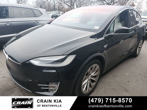 2017 Tesla Model X 75D - AWD / CLEAN CARFAX