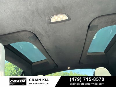 2017 Tesla Model X 75D - AWD / CLEAN CARFAX