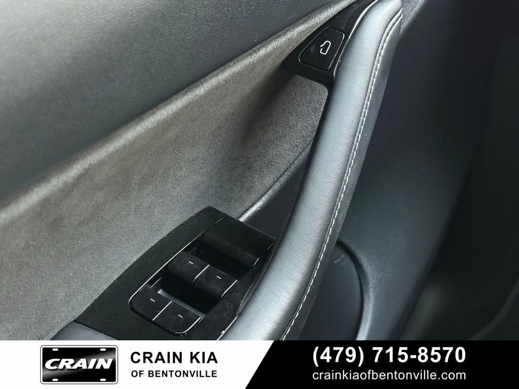 2021 Tesla Model Y Performance - AWD / CARFAX ONE OWNER