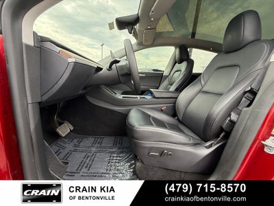 2024 Tesla Model Y Long Range - AWD / THIRD ROW! / CLEAN CARFAX