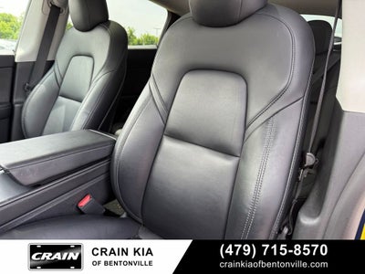 2022 Tesla Model Y Long Range - AWD / CLEAN CARFAX