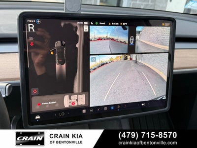 2023 Tesla Model Y Long Range - HW4 COMPUTER / AWD / CARFAX ONE OWNER