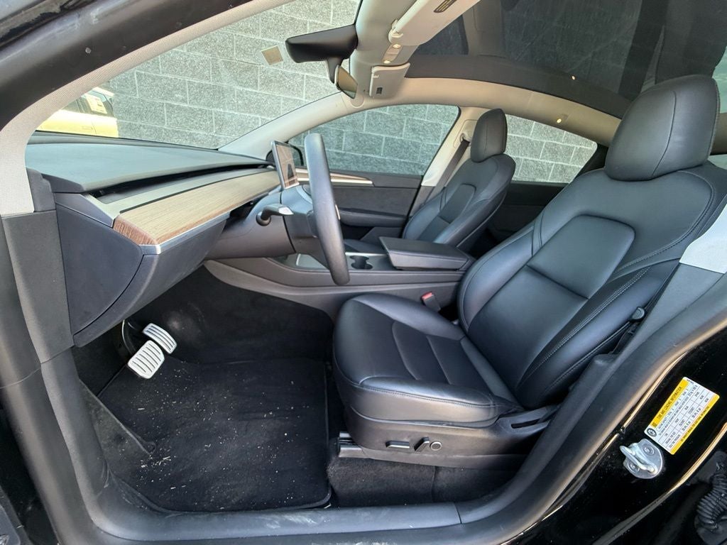 2023 Tesla Model Y Performance - AWD / CARFAX ONE OWNER