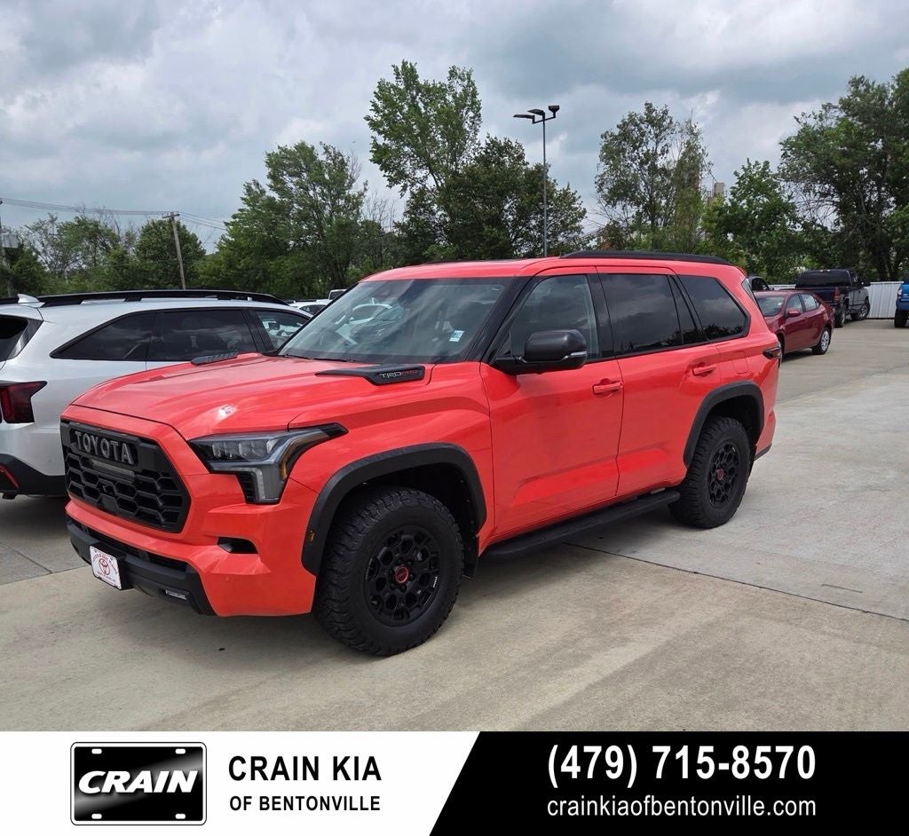 2023 Toyota Sequoia TRD Pro - 4WD / PANORAMIC SUNROOF / ONE OWNER