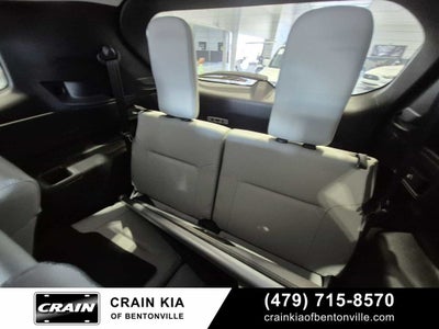 2023 Mitsubishi Outlander SEL - 4WD / CLEAN CARFAX
