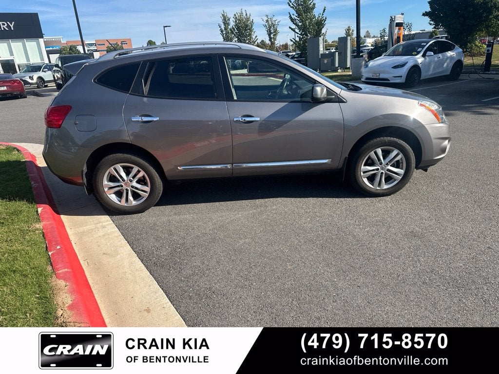 2012 Nissan Rogue SV | CARFAX ONE OWNER!