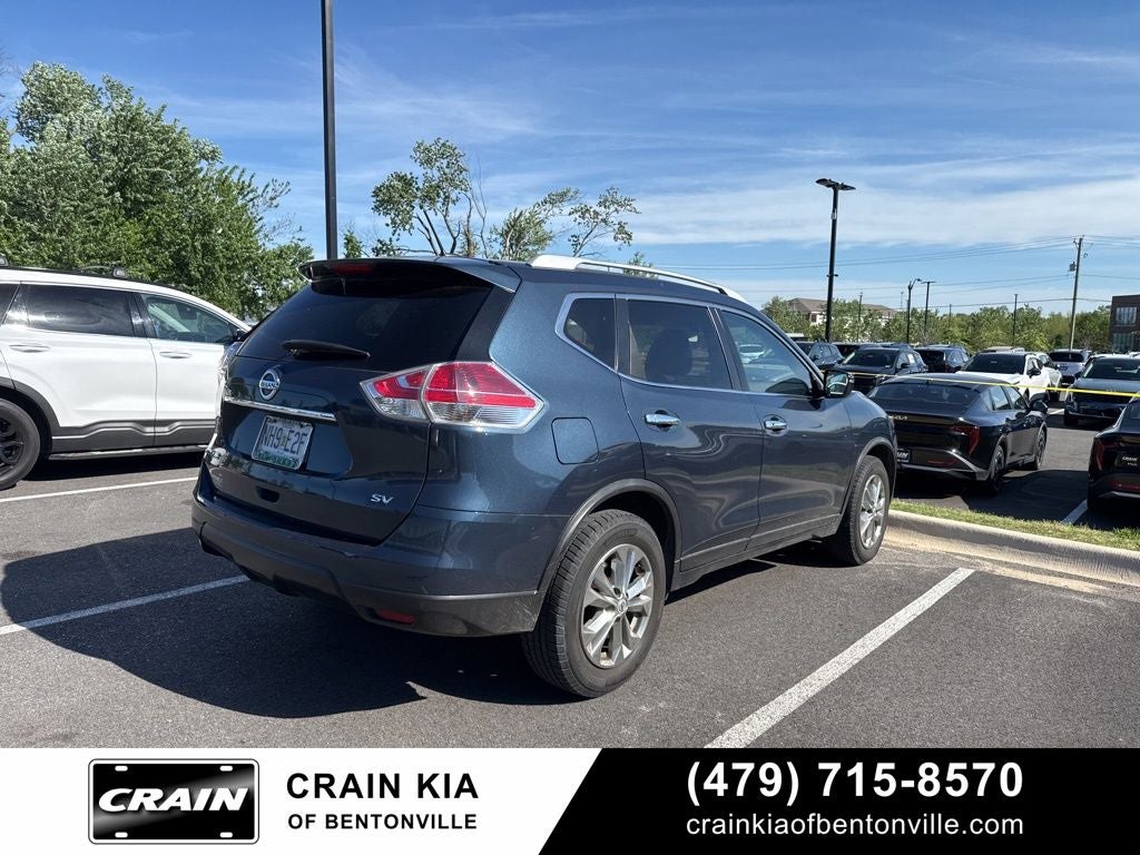 2016 Nissan Rogue SV