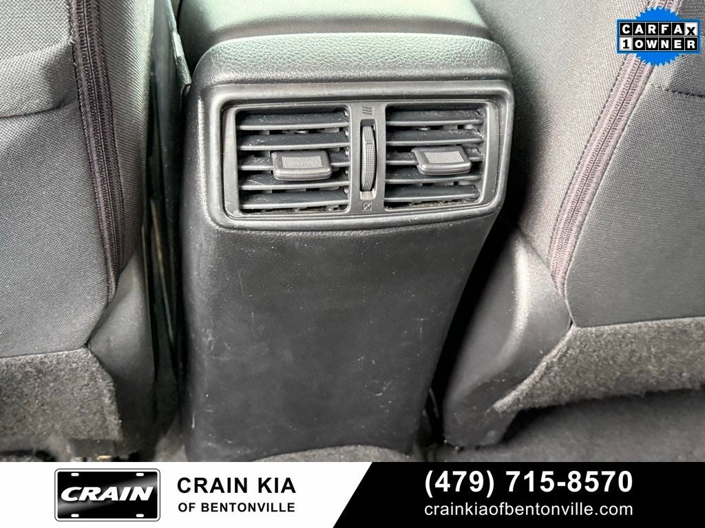 2020 Nissan Rogue SV - AWD / CARFAX ONE OWNER