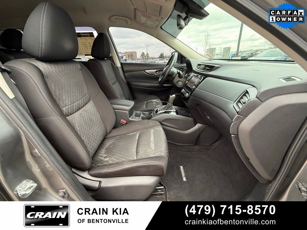 2020 Nissan Rogue SV - AWD / CARFAX ONE OWNER