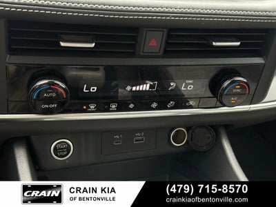 2023 Nissan Rogue SV - CLEAN CARFAX / ONE OWNER