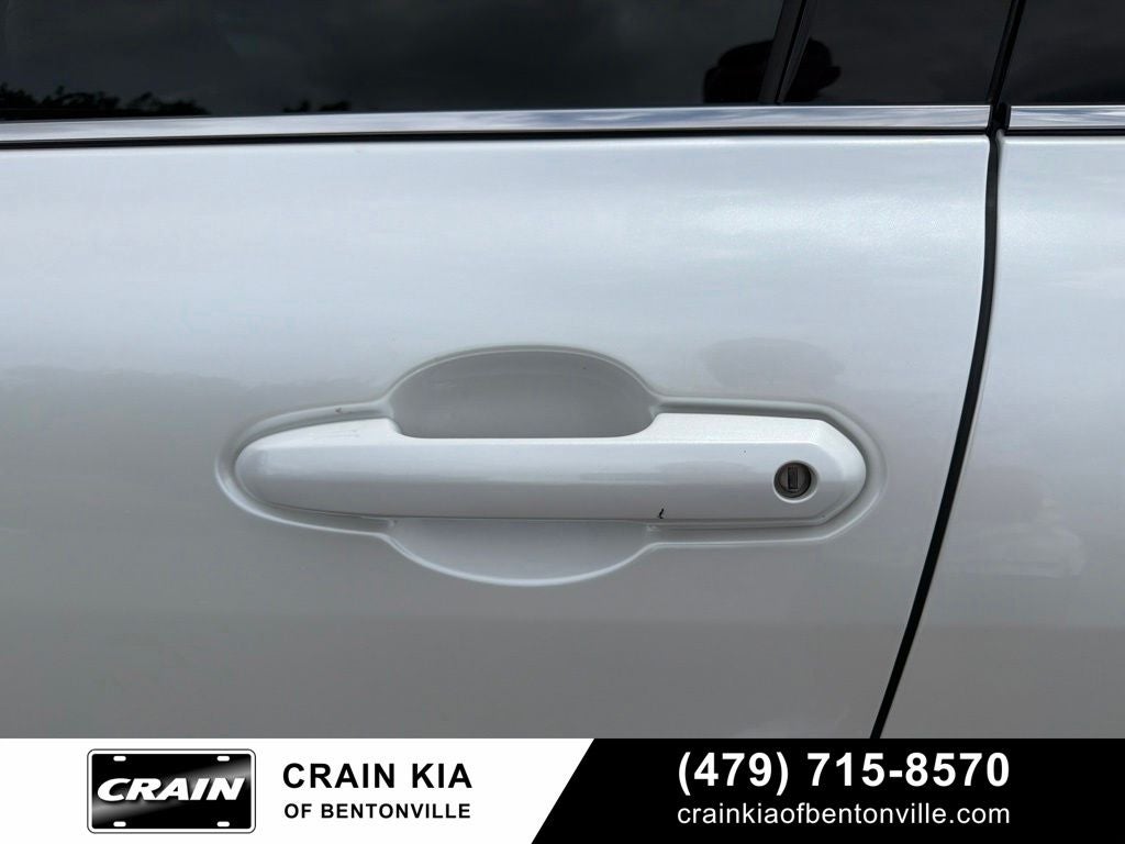 2023 Toyota Crown XLE - AWD / CLEAN CARFAX
