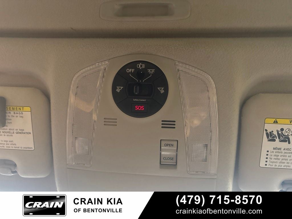 2011 Toyota Prius Four - SUNROOF / SOLAR PANEL ROOF