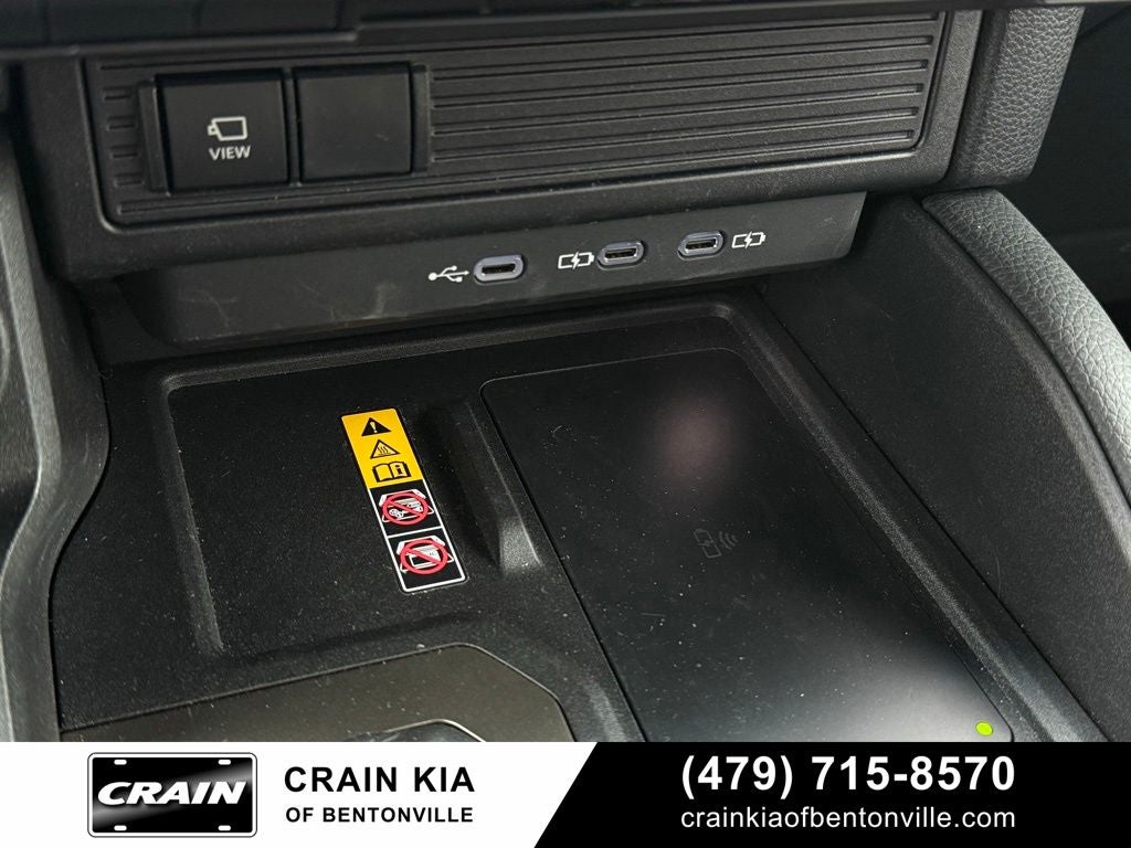 2026 Toyota Land Cruiser Base - 4WD / SUNROOF / CLEAN CARFAX / ONE OWNER