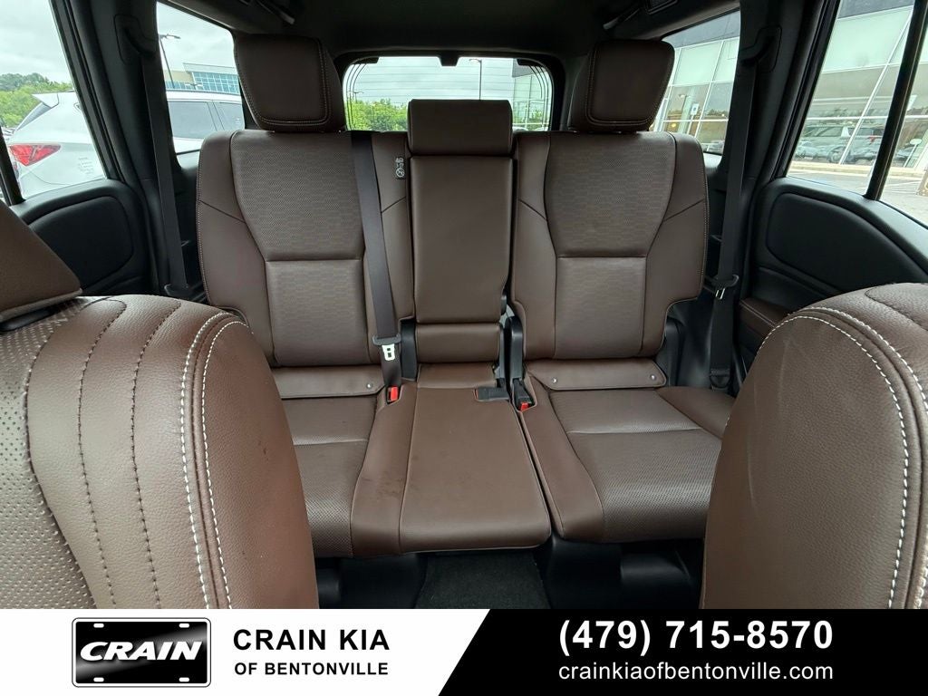 2026 Toyota Land Cruiser Base - 4WD / SUNROOF / CLEAN CARFAX / ONE OWNER