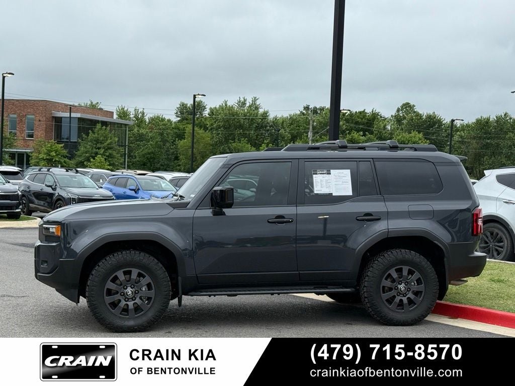 2026 Toyota Land Cruiser Base - 4WD / SUNROOF / CLEAN CARFAX / ONE OWNER