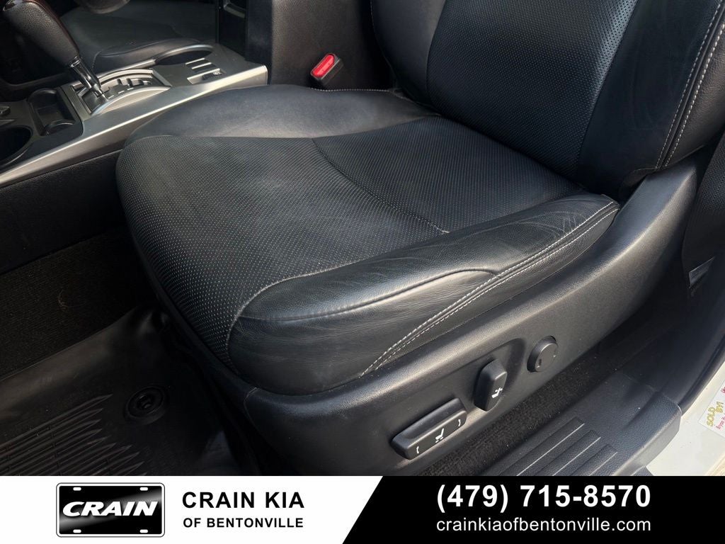 2019 Toyota 4Runner Limited - 4WD / SUNROOF / CLEAN CARFAX