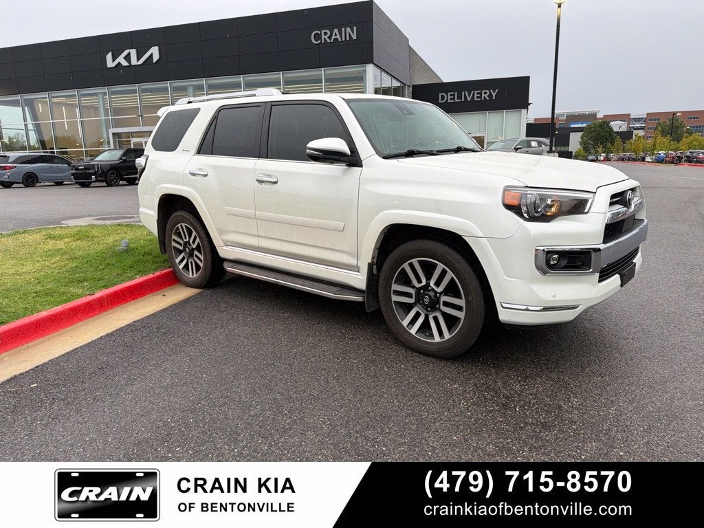 2021 Toyota 4Runner Limited - 4WD / SUNROOF