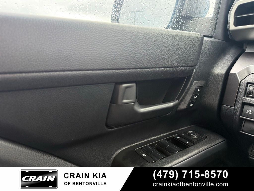 2025 Toyota 4Runner TRD Off-Road Premium - 4WD / CLEAN CARFAX / ONE OWNER