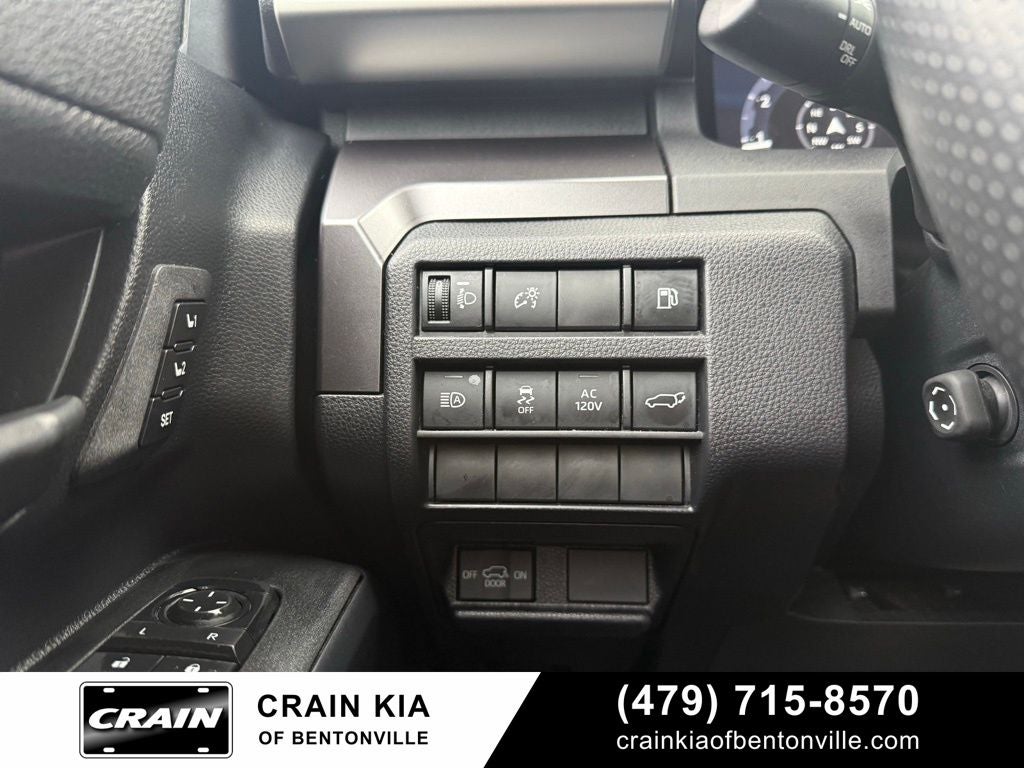 2025 Toyota 4Runner TRD Off-Road Premium - 4WD / CLEAN CARFAX / ONE OWNER
