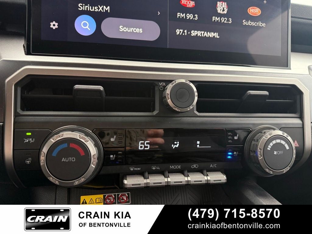 2025 Toyota 4Runner TRD Off-Road Premium - 4WD / CLEAN CARFAX / ONE OWNER