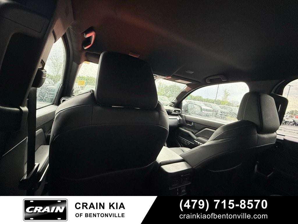 2025 Toyota 4Runner TRD Off-Road Premium - 4WD / CLEAN CARFAX / ONE OWNER