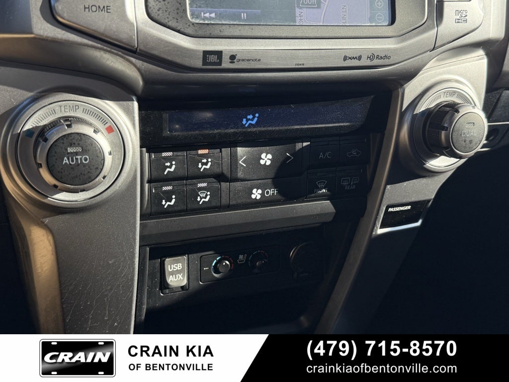 2018 Toyota 4Runner Limited - SUNROOF / LEATHER