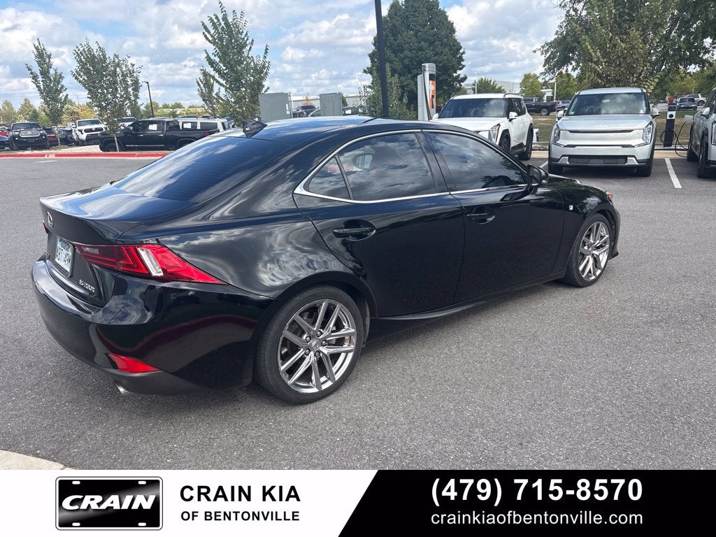 2016 Lexus IS 200t | F SPORT PACKAGE!
