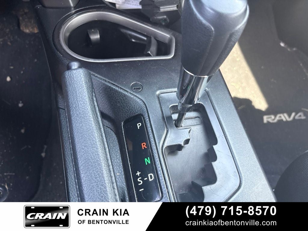2017 Toyota RAV4 LE - CARFAX ONE OWNER