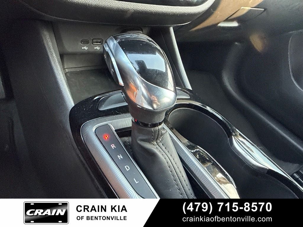 2025 Buick Envista Sport Touring - CLEAN CARFAX / ONE OWNER