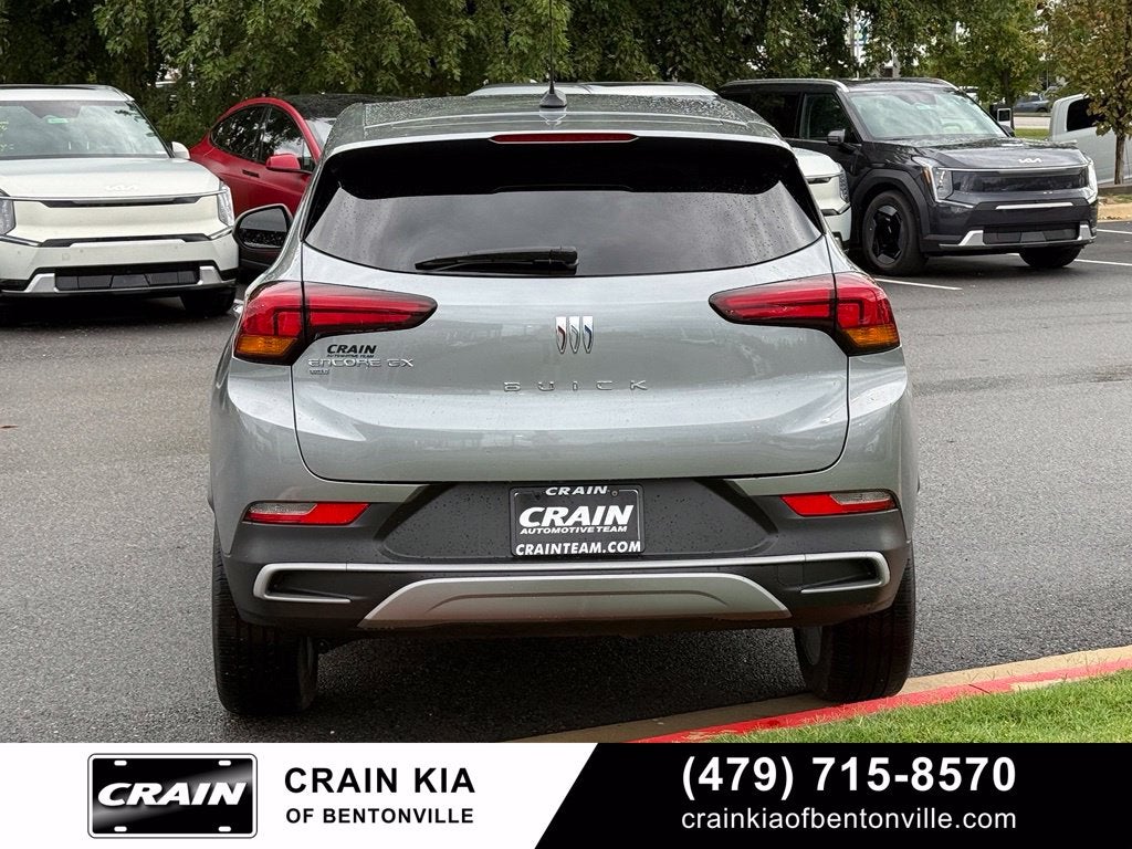 2024 Buick Encore GX Preferred - AWD / CLEAN CARFAX / ONE OWNER